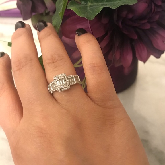 1 C.T Total Weight Diamond Ring in 14k White Gold - Picture 6 of 7